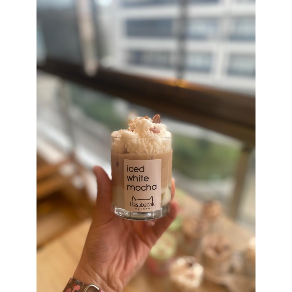 Iced White Mocha Mum