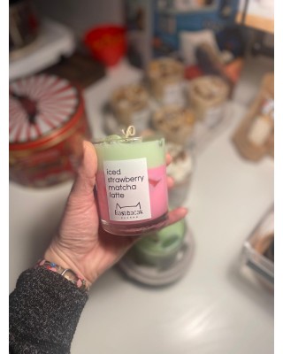 İced Strawberry Matcha Latte